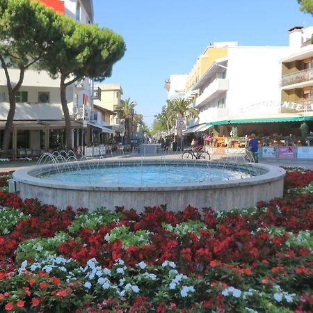 Apartamento Marco Polo Lignano Sabbiadoro Exterior foto